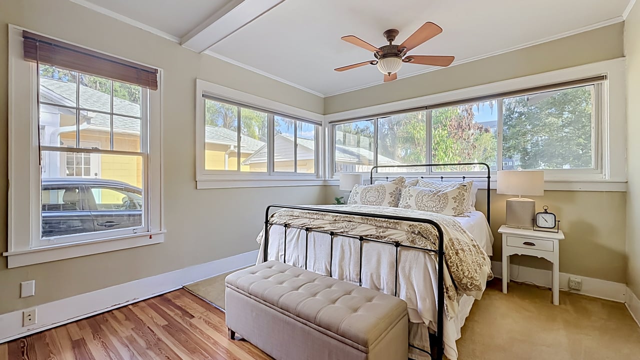 Charming 1925 Bungalow with Guesthouse in Orlando's Colonialtown