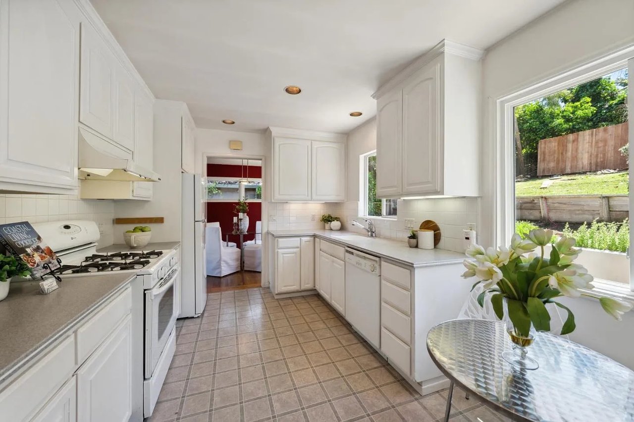 317 Rolling Hills Ave