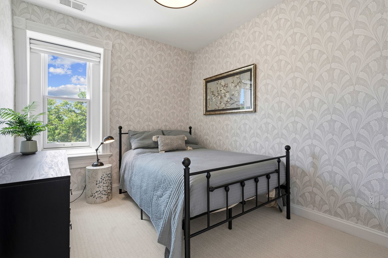 Luxury Dupont Circle Rental Listing