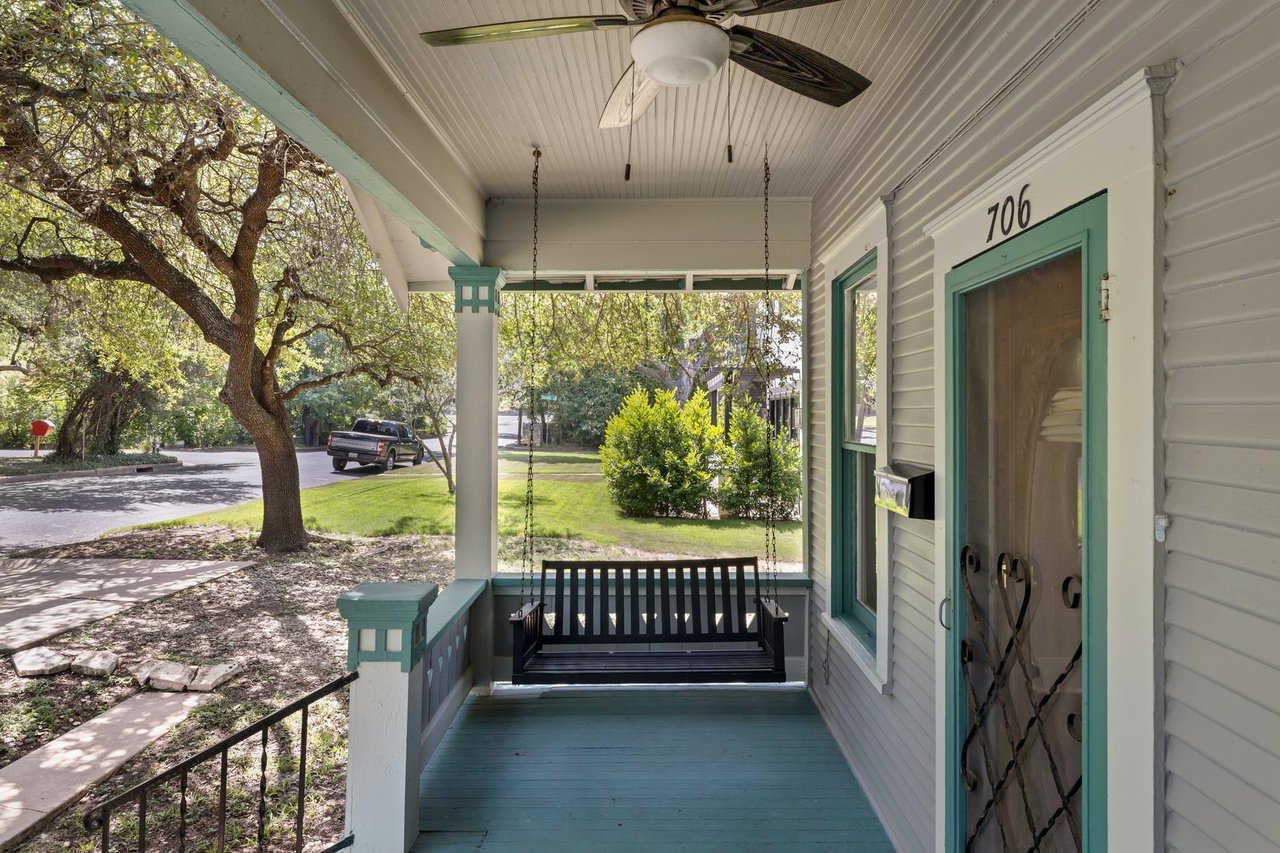 SOLD by Keenan Group: 706 E Monroe Street - Travis Heights Historic Charmer