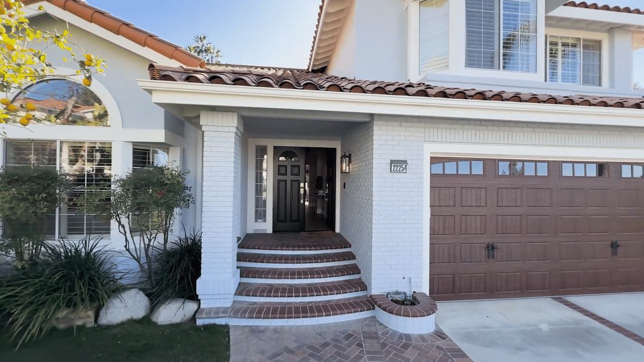 22254 Cairnloch St, Calabasas