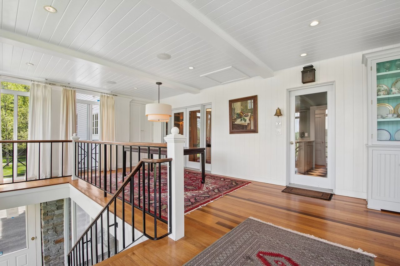26 Madigan Ln