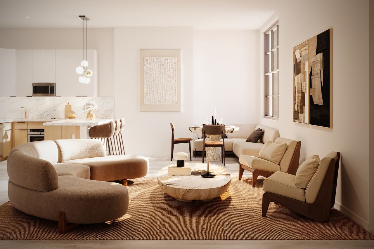 120 E 37th St, Unit 2