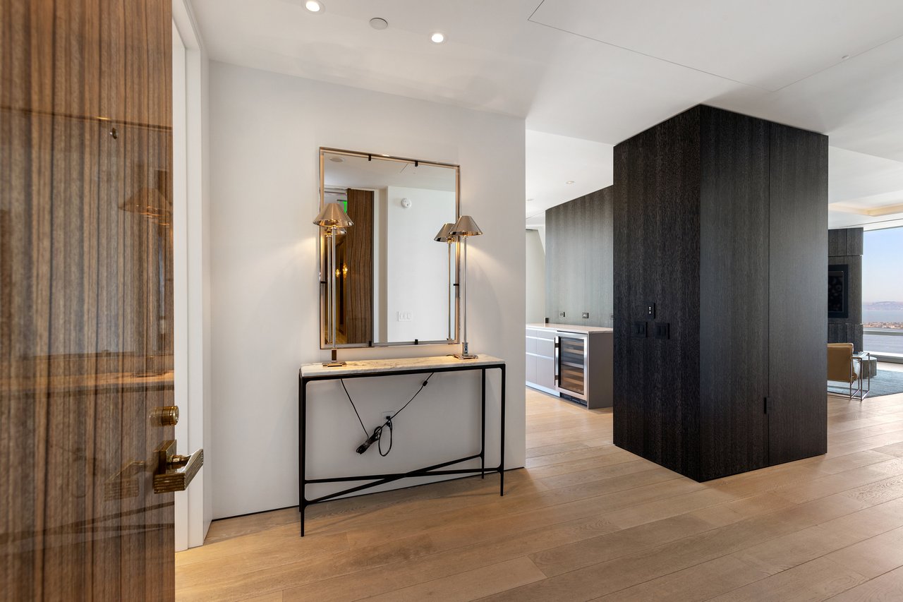 Panoramic Views at 181 Fremont