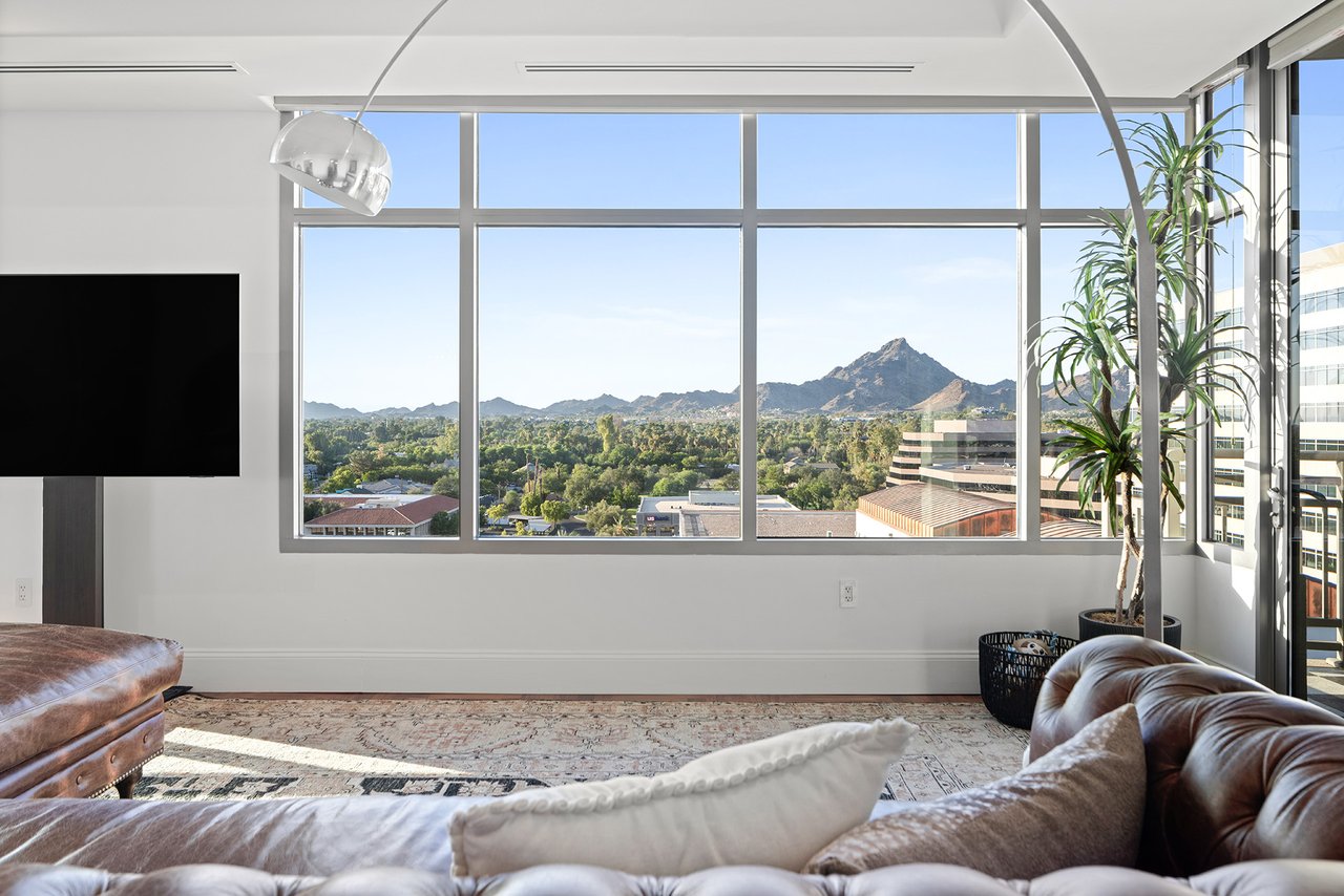 2211 E CAMELBACK Road 902