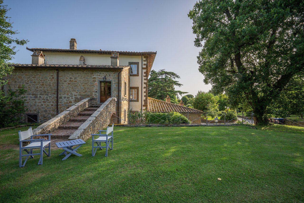 VILLA MECENATE