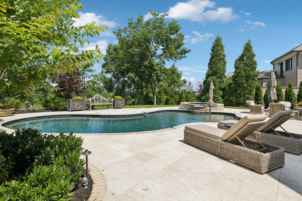 455 Canterbury Rise