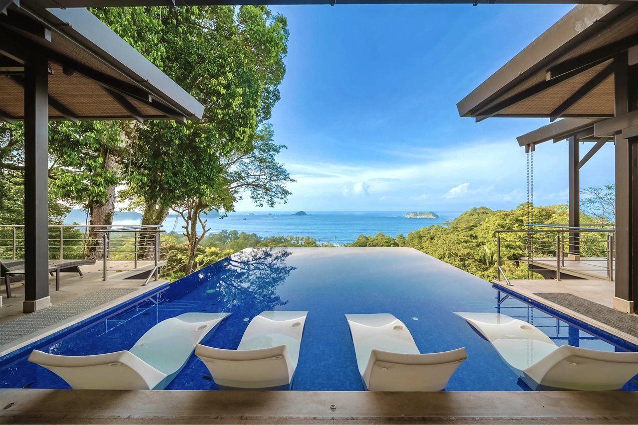 Vista Hermosa, Lucrative Contemporary Estate