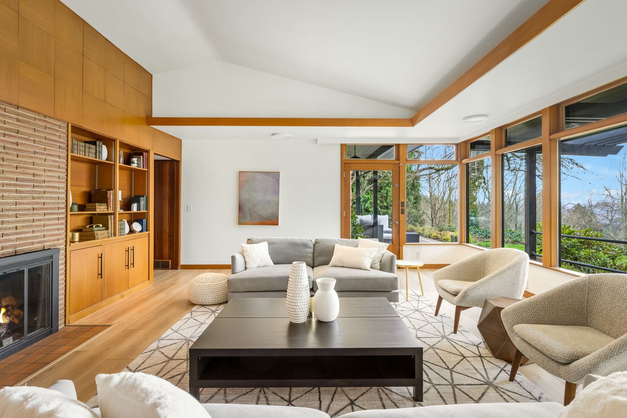 Now Available - Mid-Century Modern Oasis 