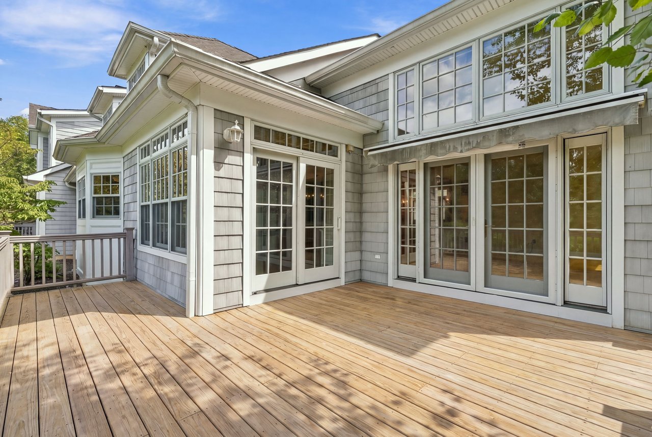 6 Melrose Ln