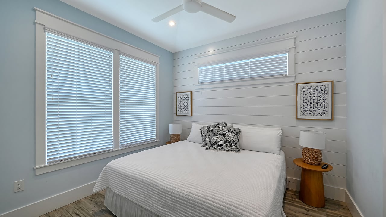 2206 Avenue A, Bradenton Beach, Florida