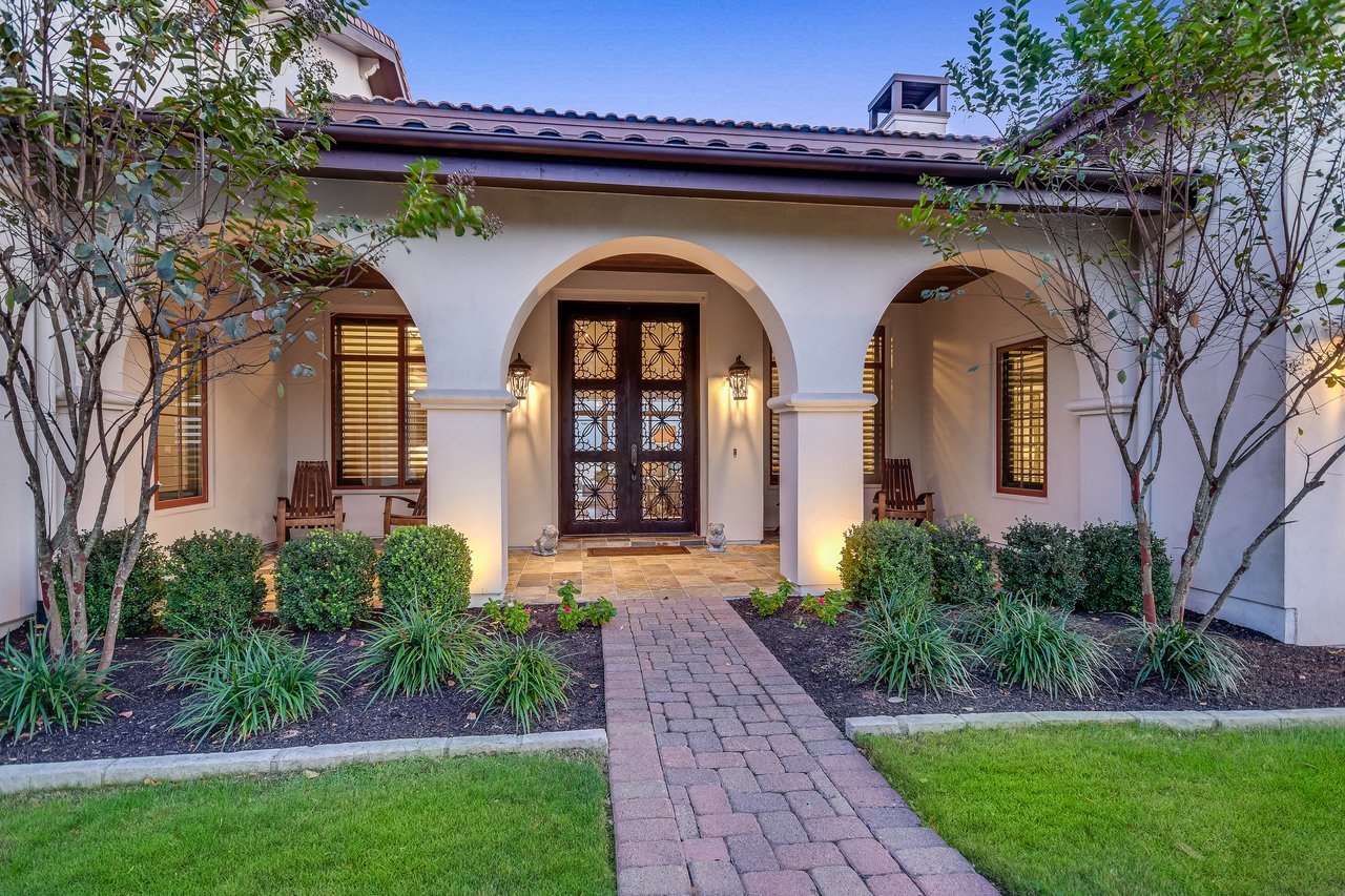 Executive Villa With Breathtaking Views