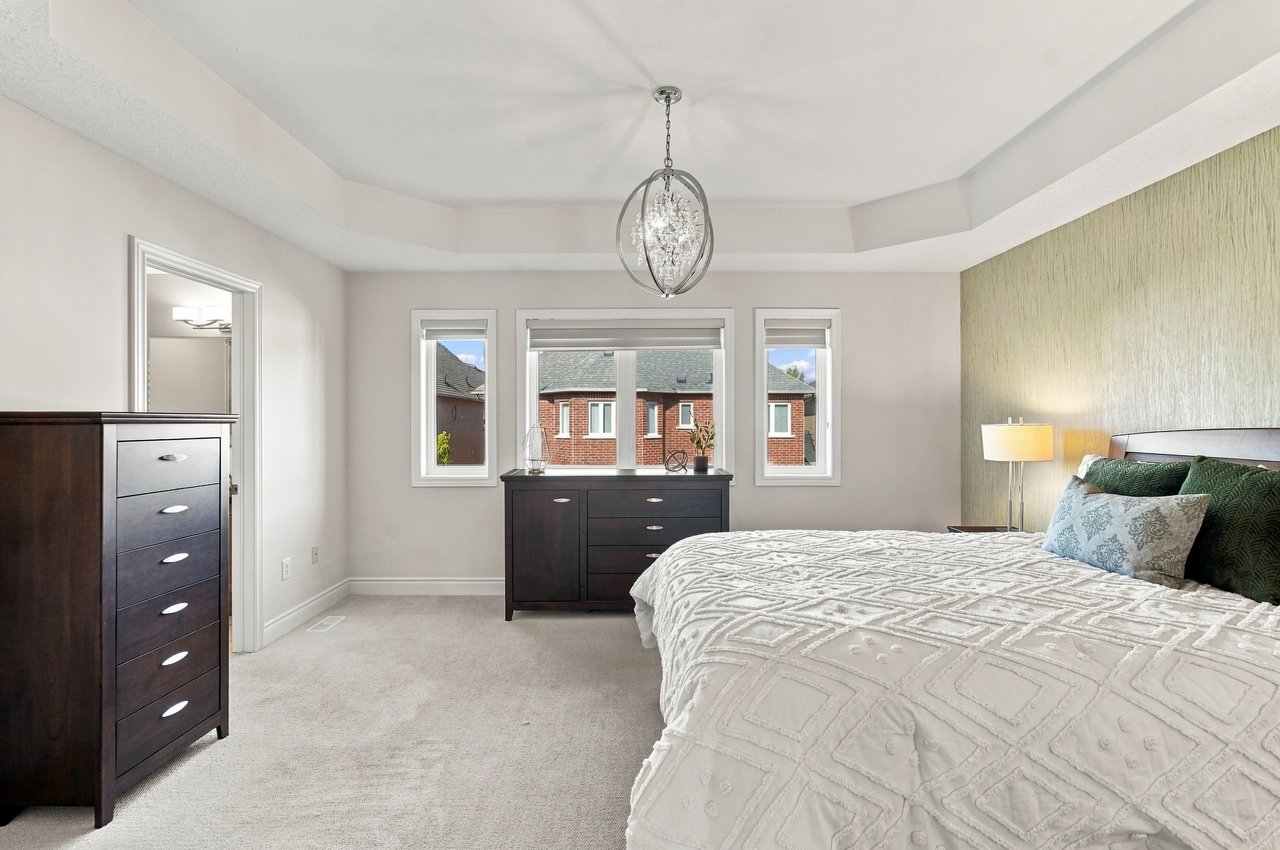 Family Living in the Heart of Lakeshore Woods