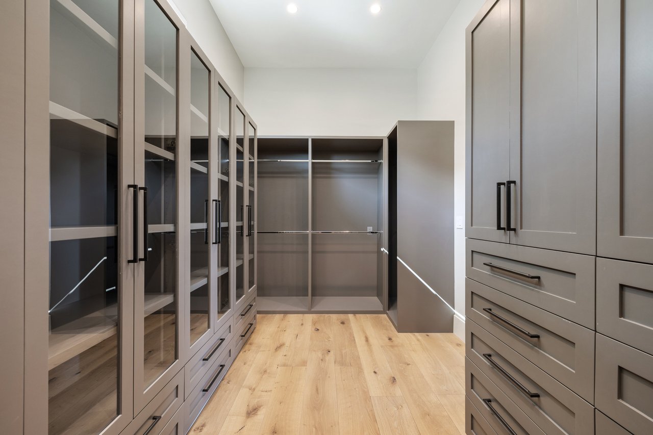 11917 Yaupon Holly Lane 