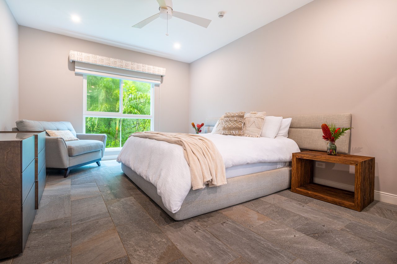 Luxury Beachfront Penthouse Condo - Most Private Unit in Elan