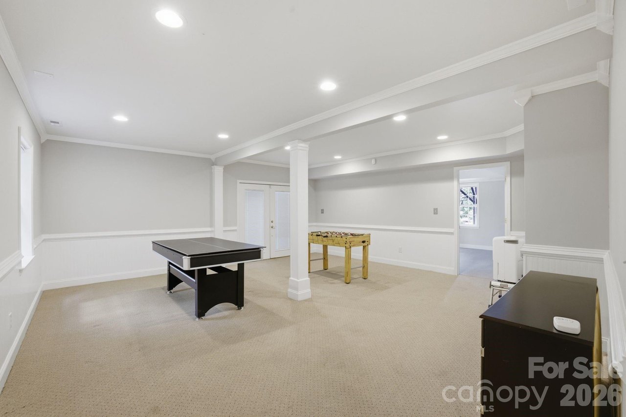 424 Mountain Harbor Drive