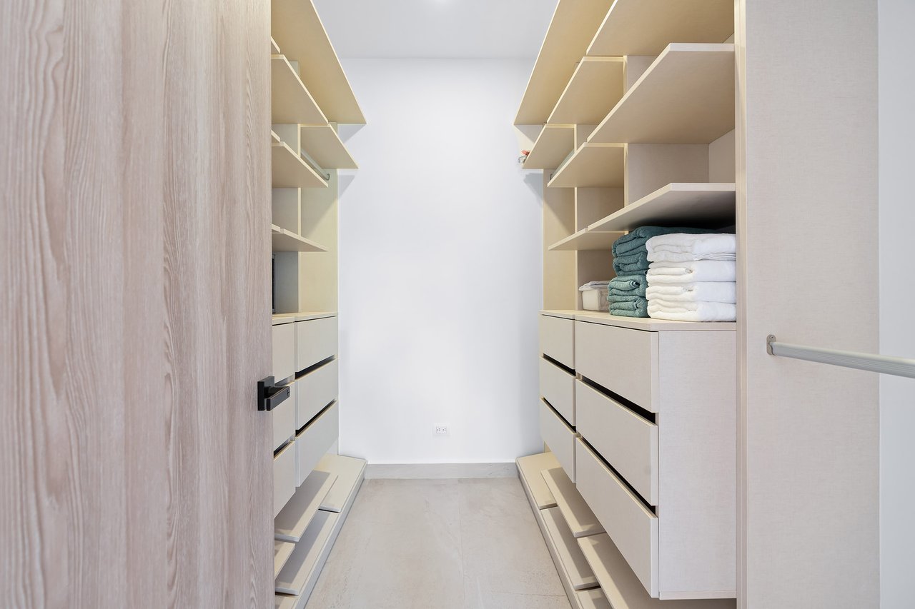 Villa Tropical Dawn | 4-Bedroom Modern Oasis in Bosques de Pinilla with Forest Views & Resort-Style Amenities