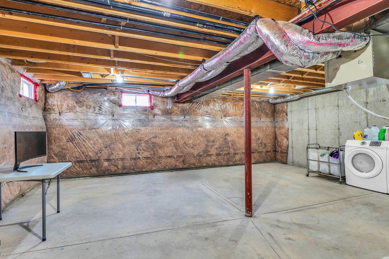 73 Medici Lane Unit: 5