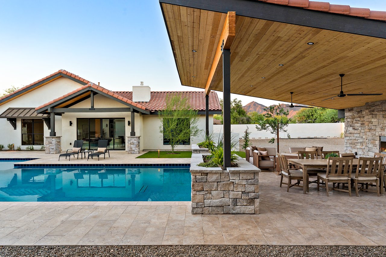 12612 E Mountain View Road