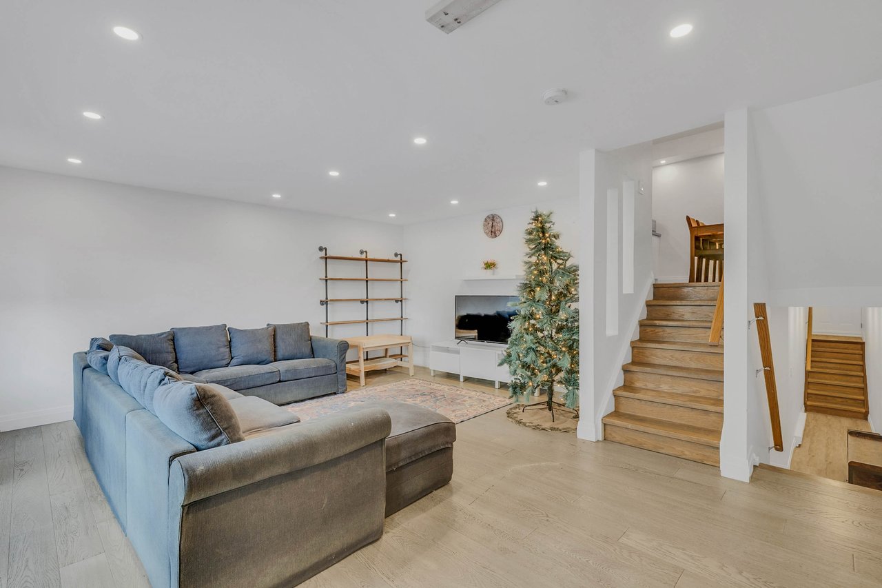 242 Milestone Crescent Unit: 115