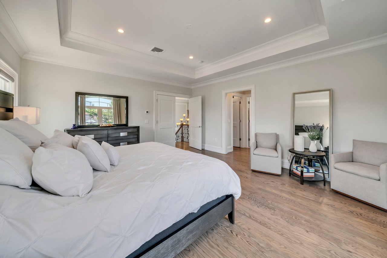 214 Forest Road