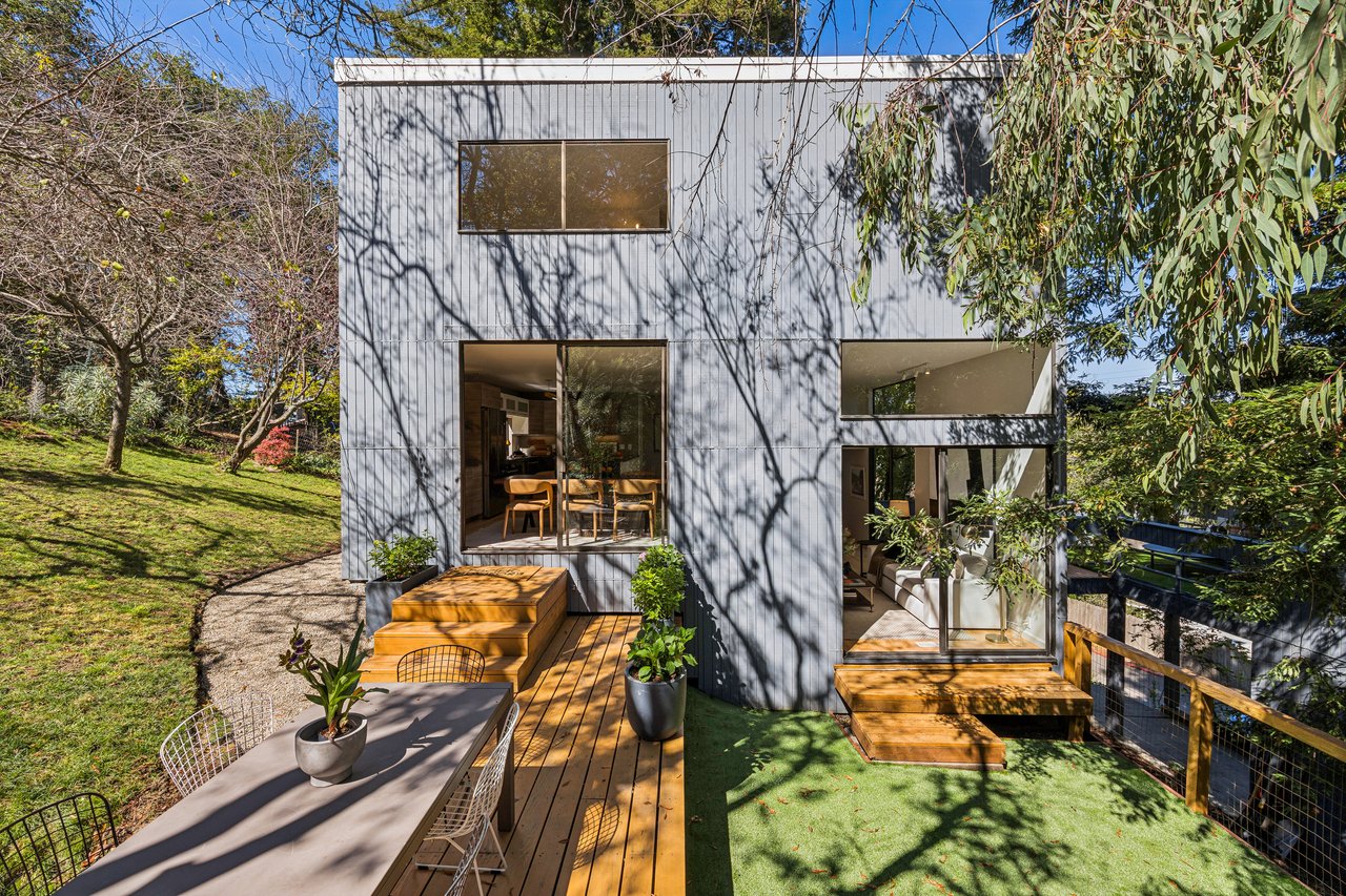Contemporary Berkeley Hills Treehouse