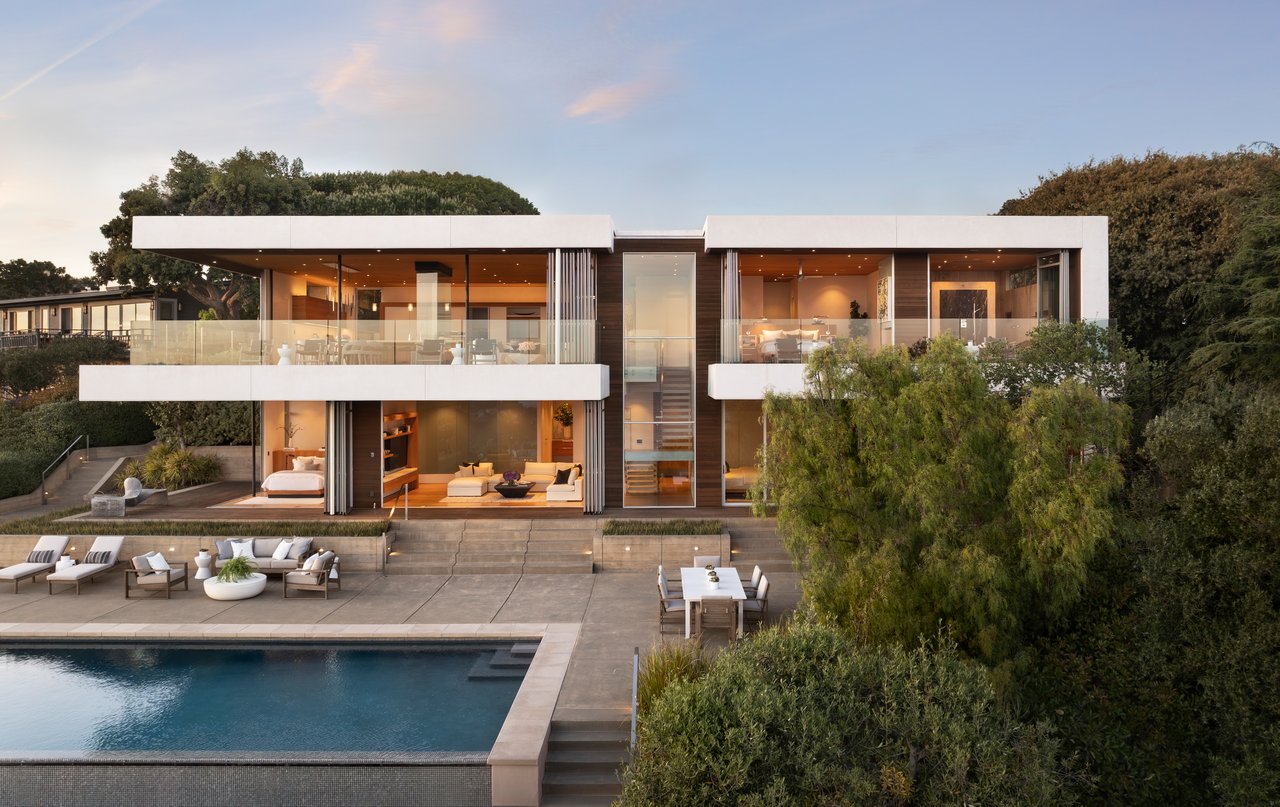 Iconic Modern Estate