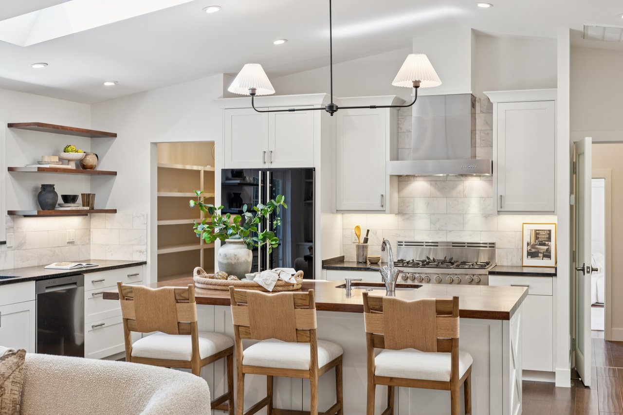 $310,000 Over Asking: The Story Behind 1407 Casa Buena Dr