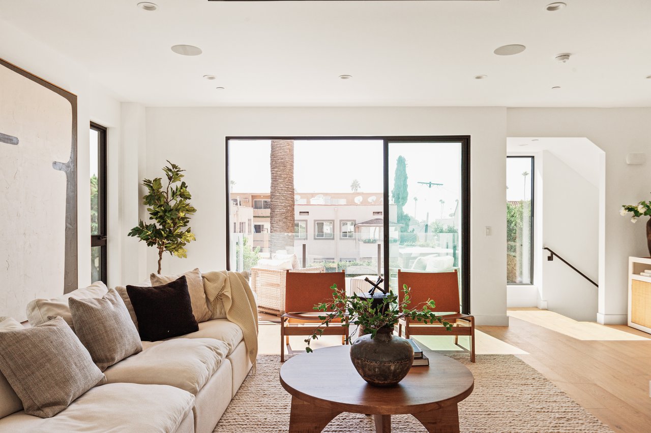 Ambrosia at Hillhurst