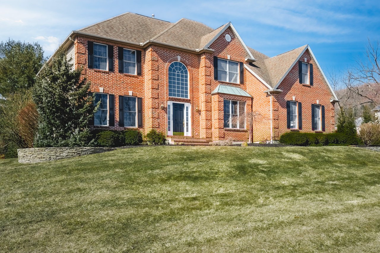 2098 Fieldstone Drive