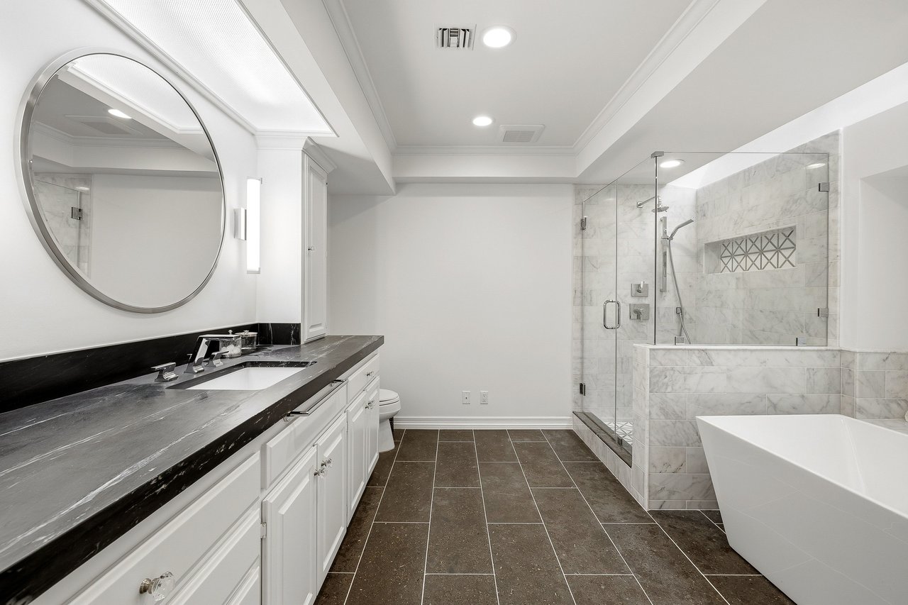 24317 Bridle Trail Rd