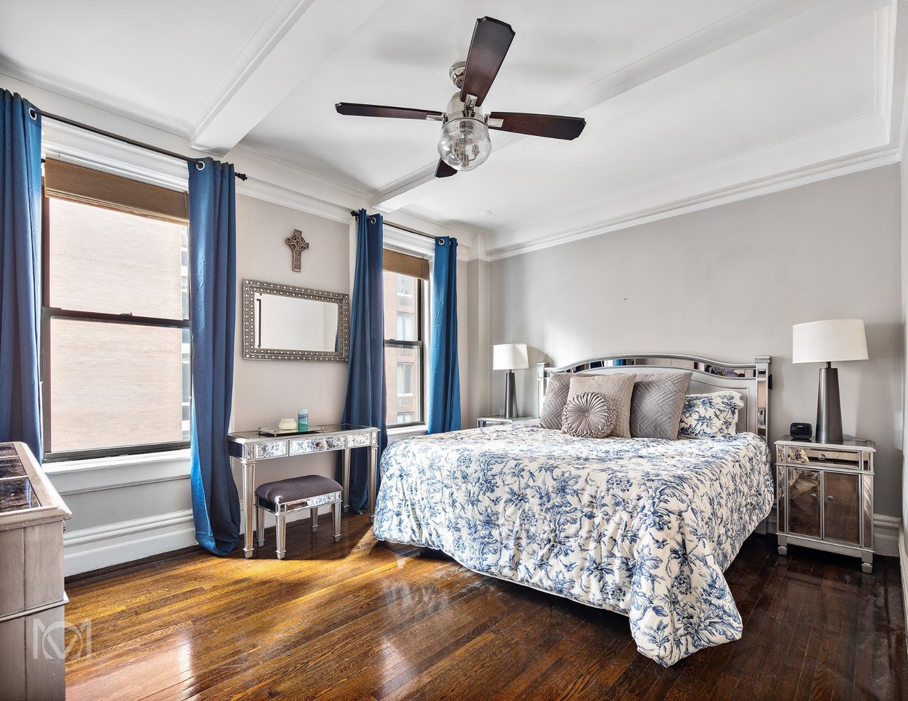 146 East 49th Street, 9C