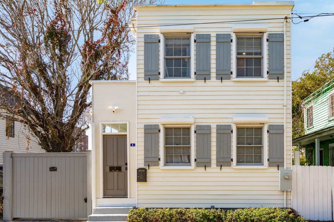 Historic Charleston Home - 1 Ducs Court