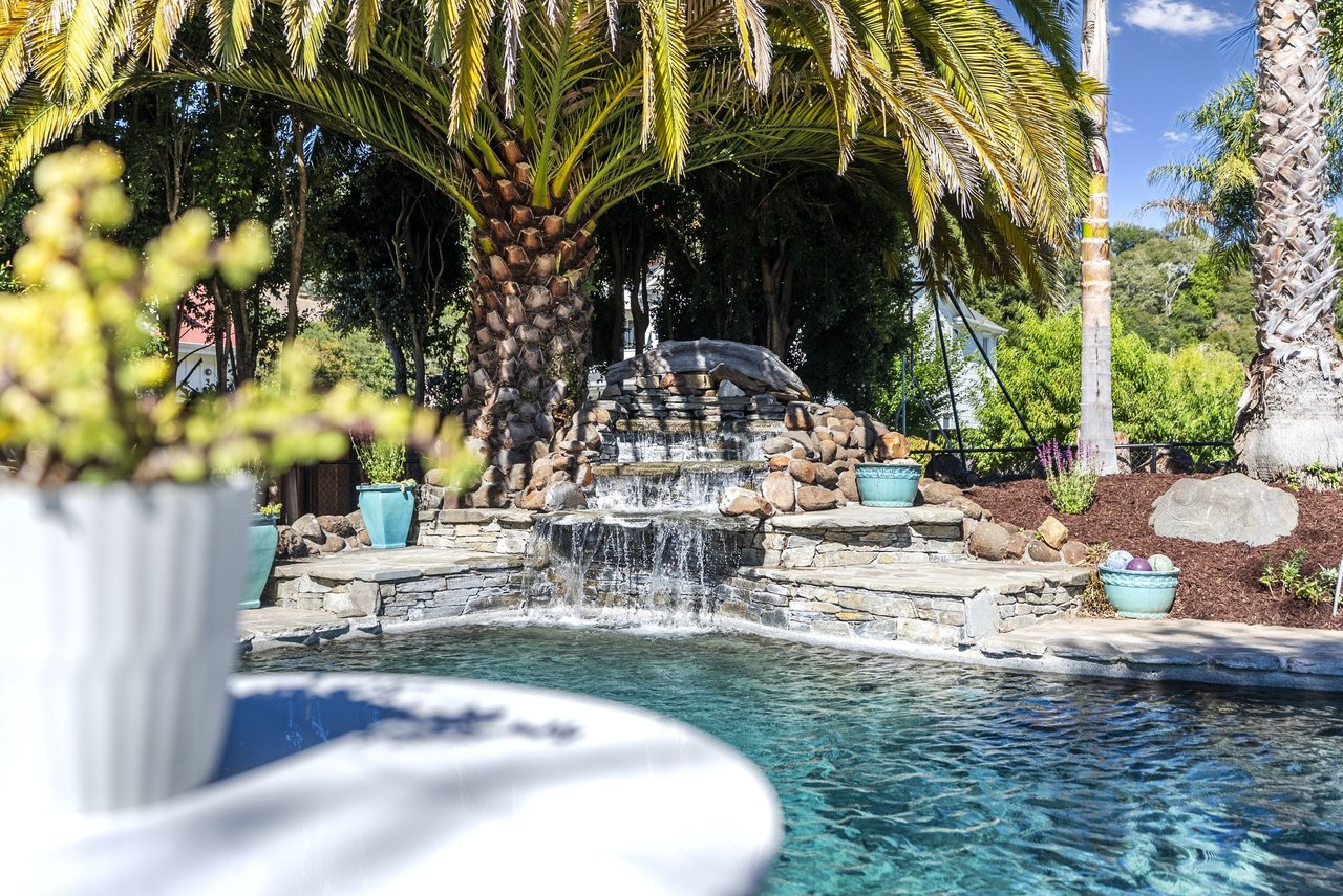 3999 Cherryvale Avenue | Soquel, California