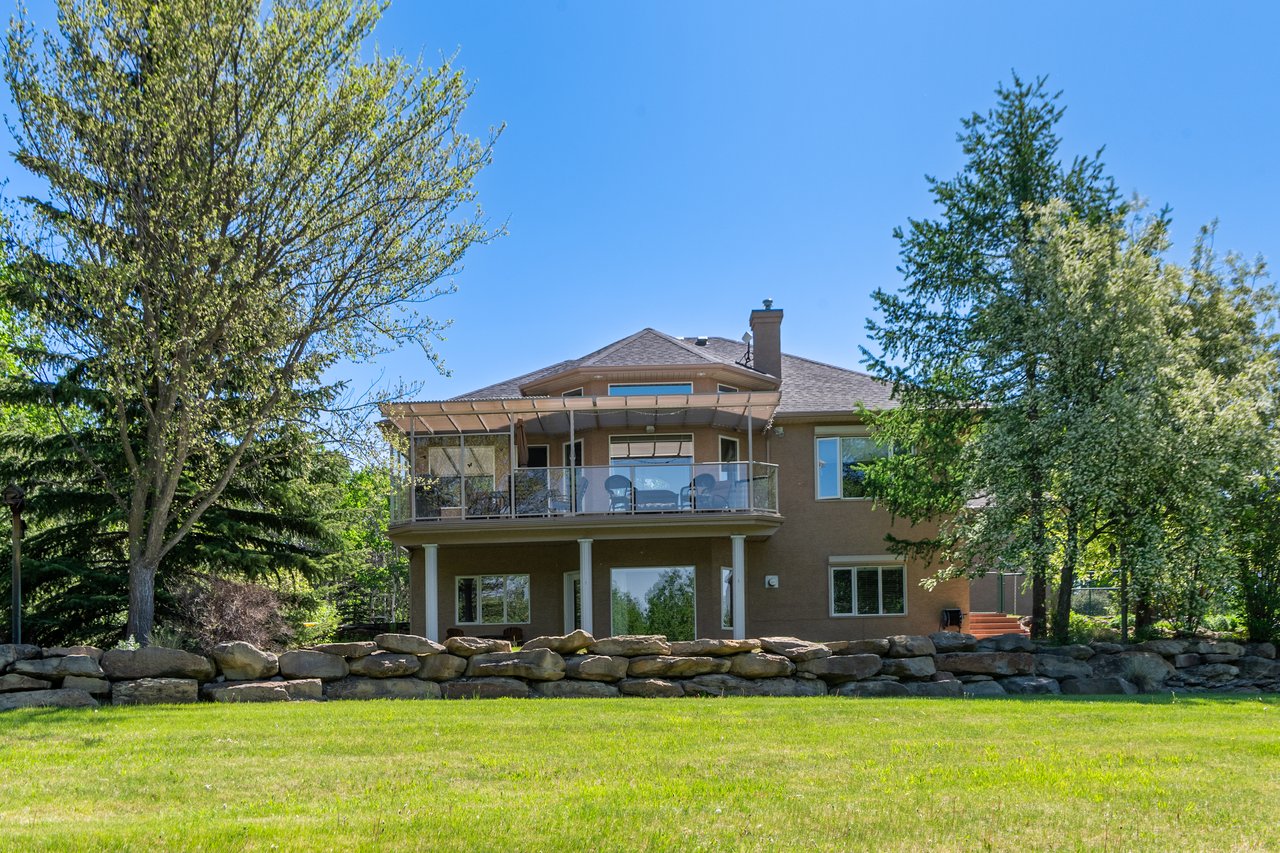 8 Willow Lane
