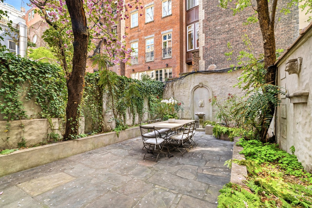 126 East 74th Street