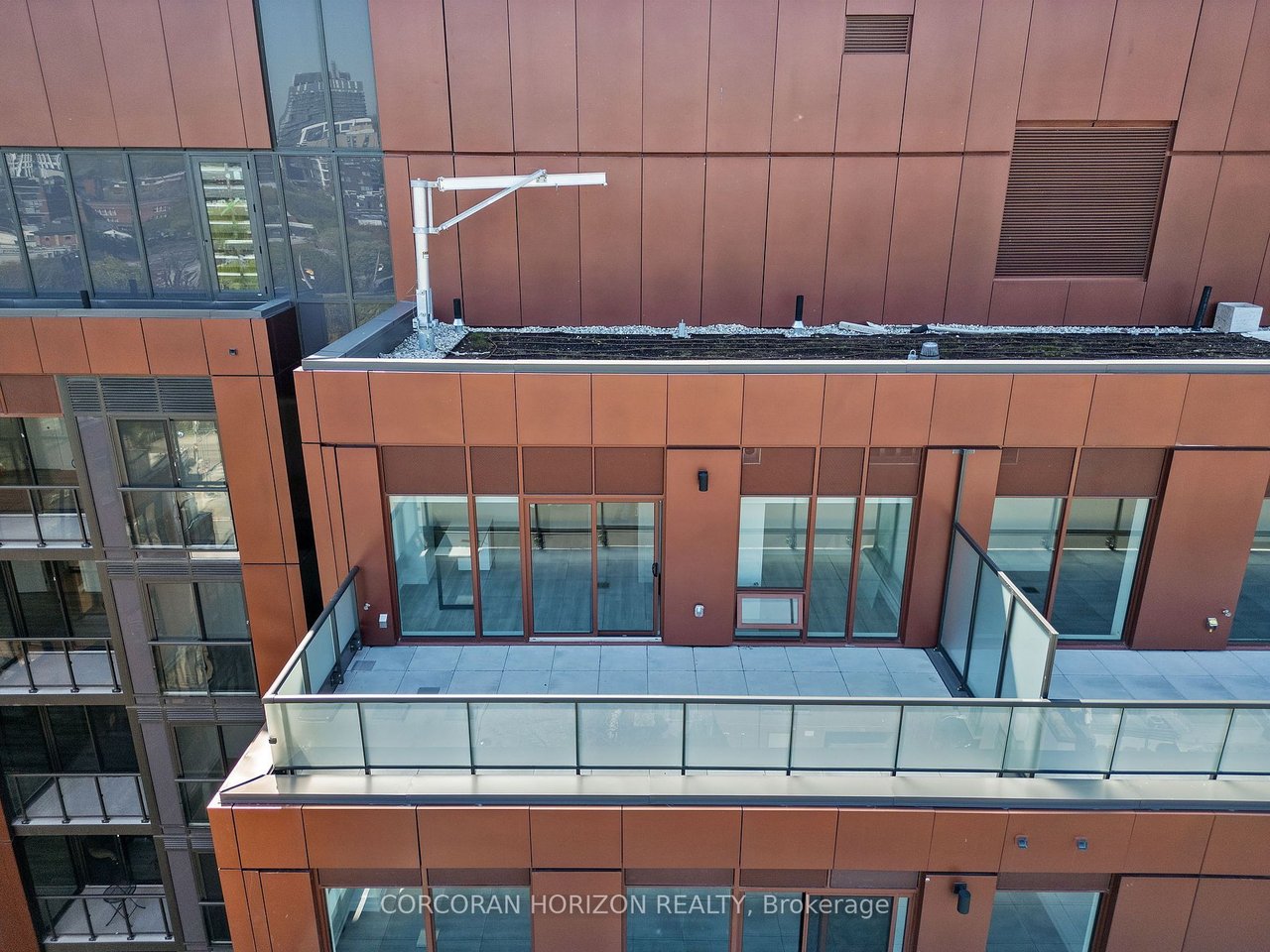 NEW LUXURY PENTHOUSE