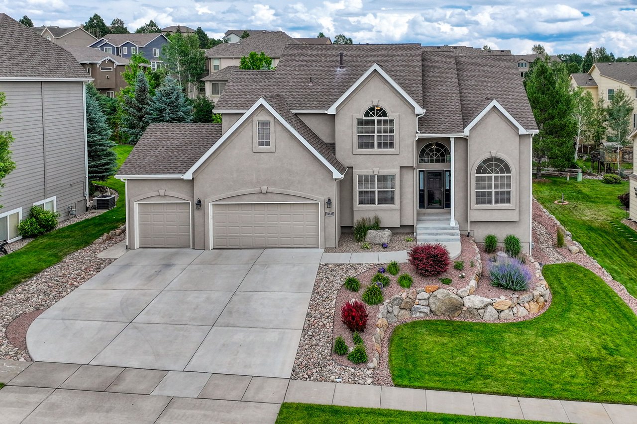 12589 Highland Oaks Place