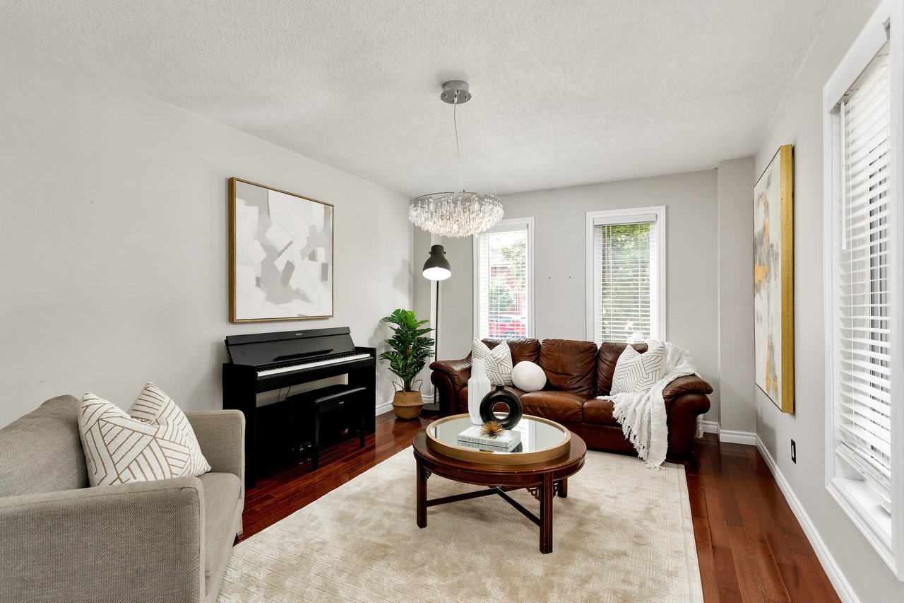 2006 Glenada Crescent Unit 7