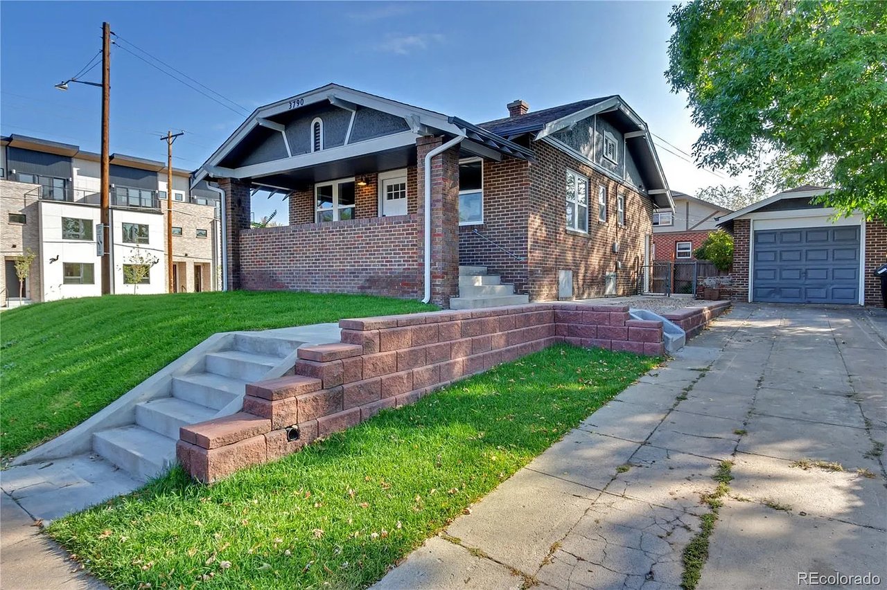 3790 Newton St