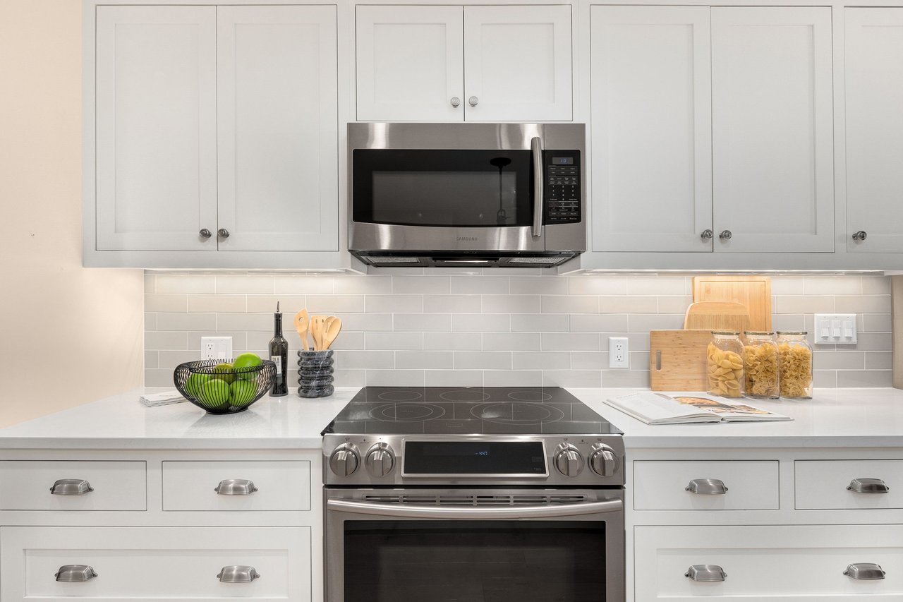 6620 Lake Washington Boulevard NE Unit: 303