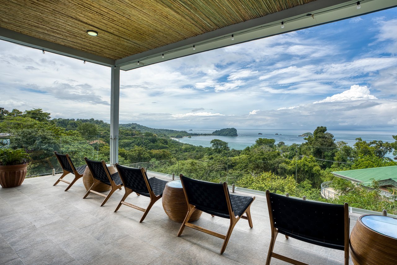 Luxury Income Producing Villa Costa Vida in Manuel Antonio