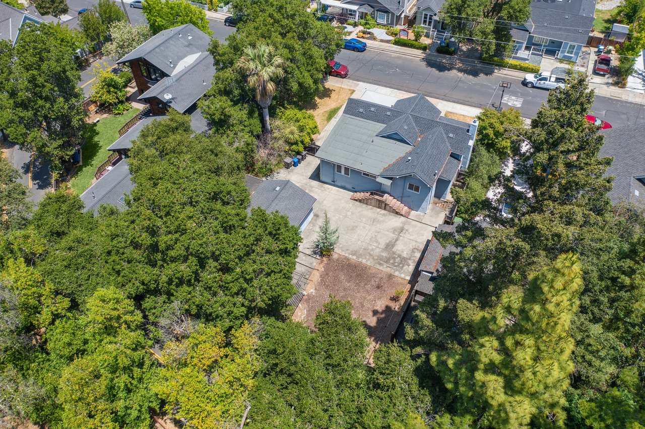 310 Johnson Avenue