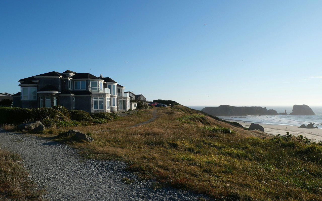 Pacific City