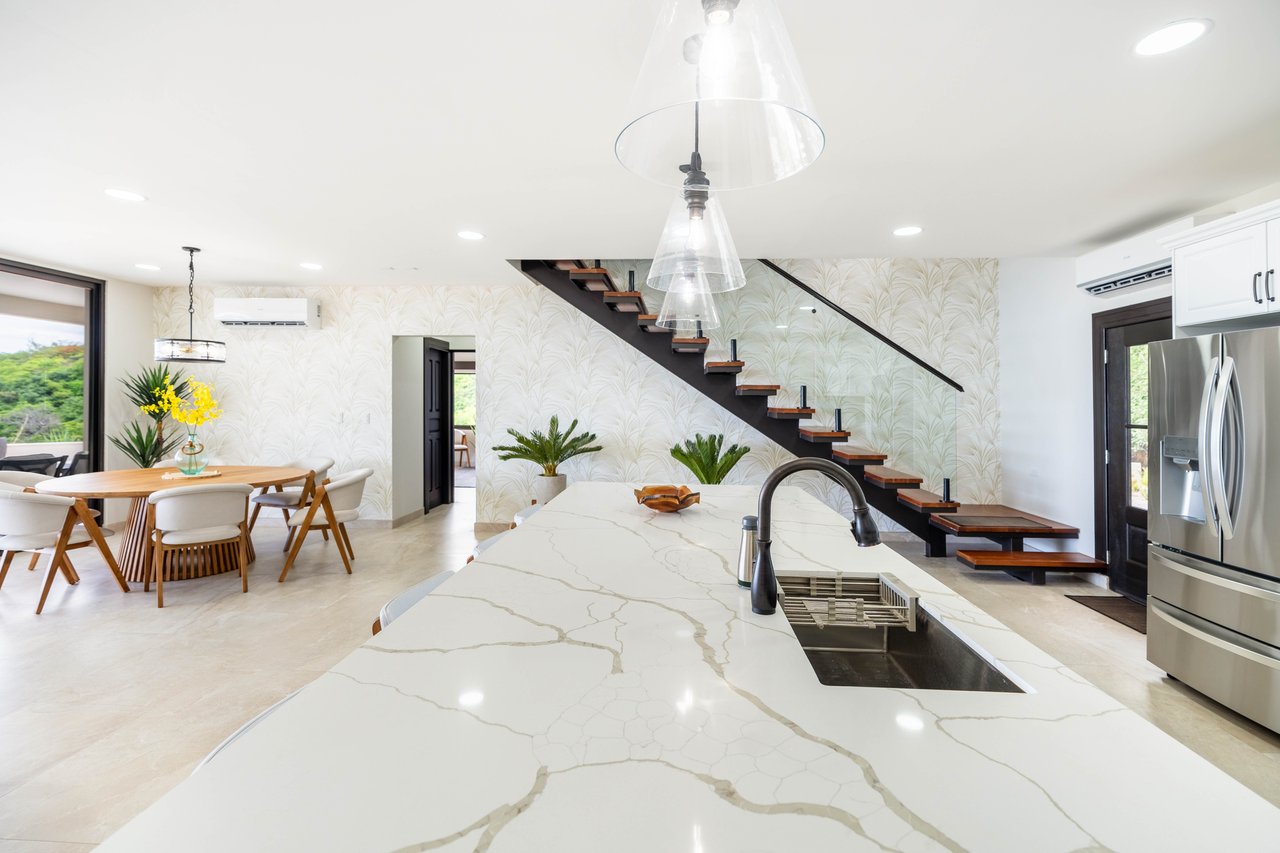 Villa Vista Serena, La Jolla Q | Ocean-View Luxury Home in Mar Vista, Playa Flamingo