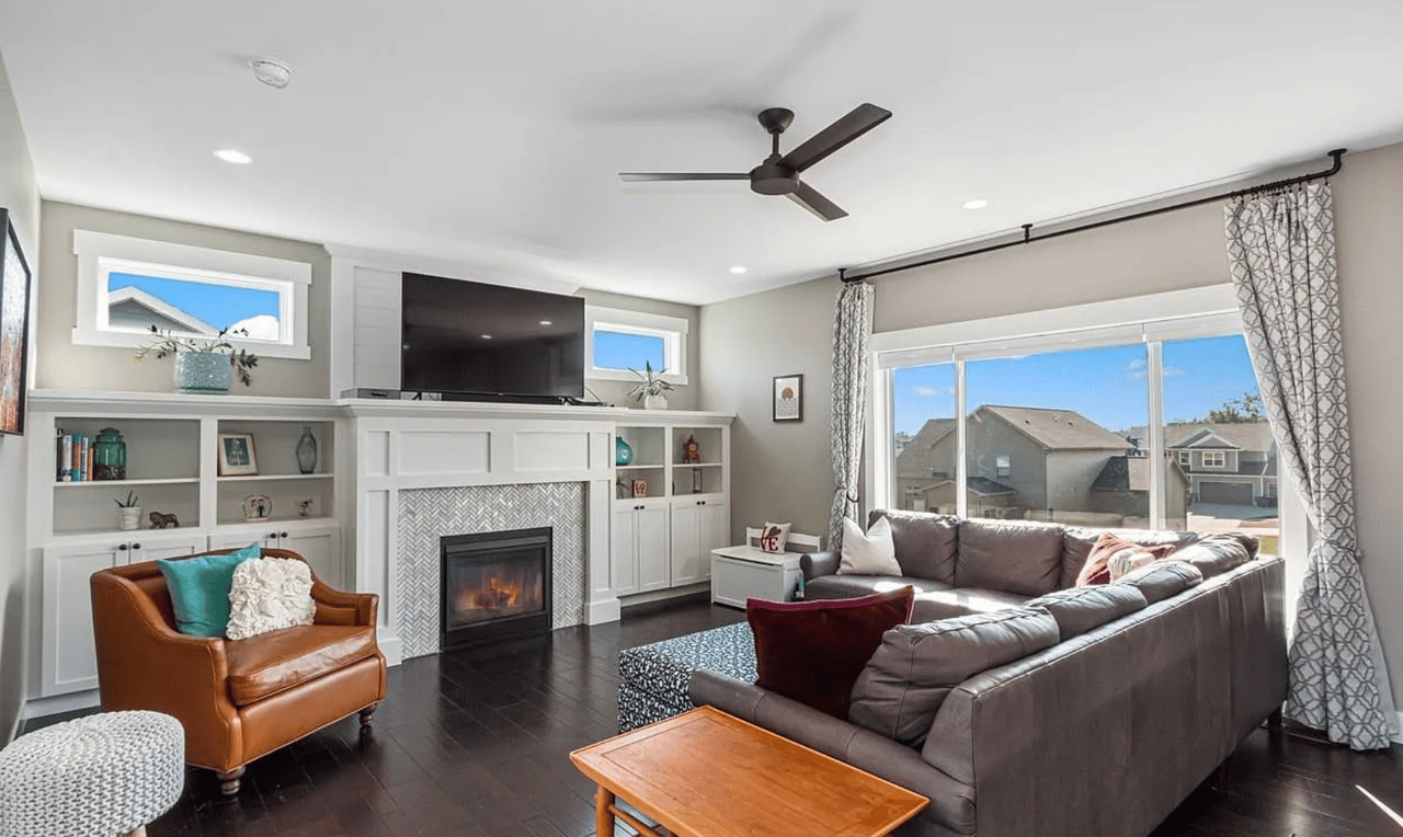 196 Cherry Ln