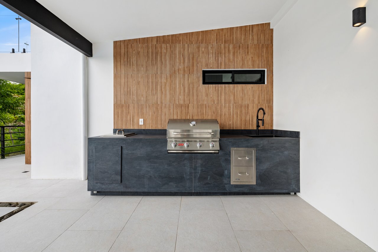 Villa Cielo | Luxury Ocean-View Estate with Smart Tech & Guest Casita in Mar Vista, Flamingo