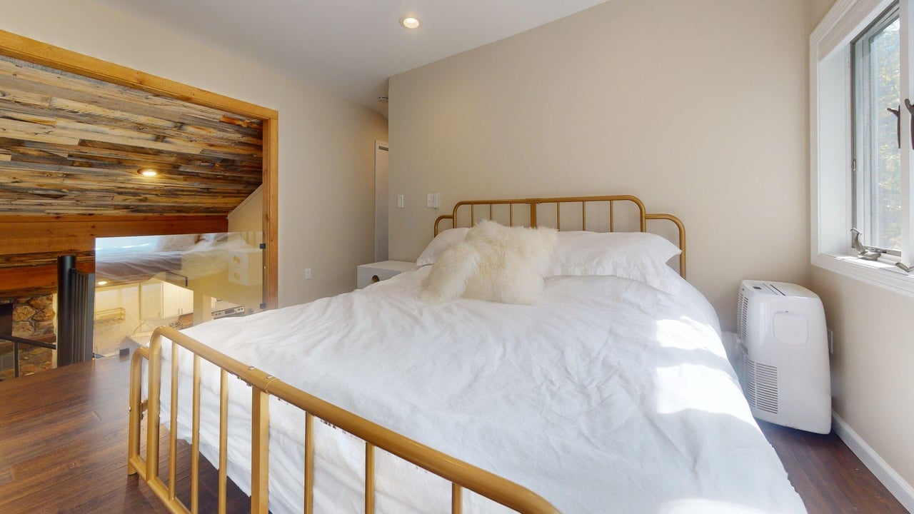 Multi-Level Mountain Retreat 