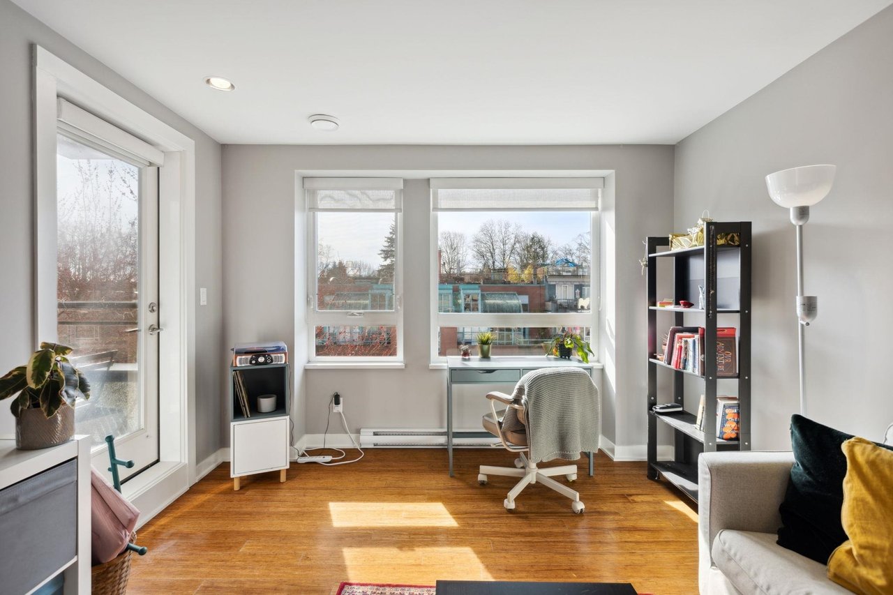 2481 Waterloo St, #403
