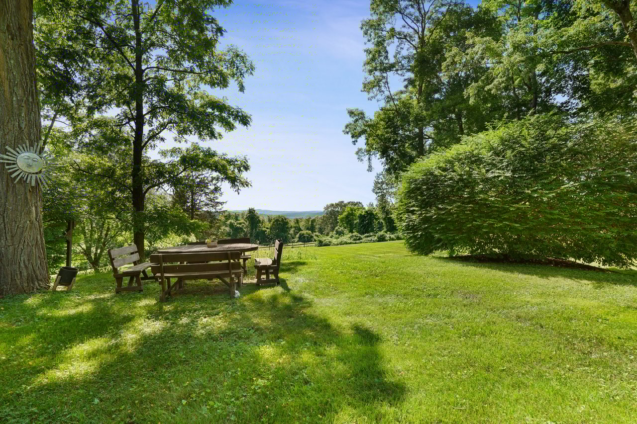283-289 Starr Ridge Road Unit: 283-289 and 299